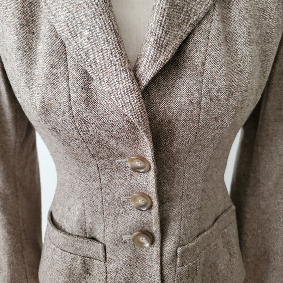 Ann Taylor Petites Wool Blazer - Picture 2 of 3